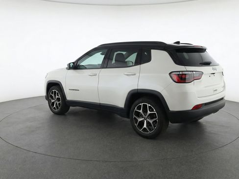 Used 2025 Jeep Compass Limited AWD/4WD image 6
