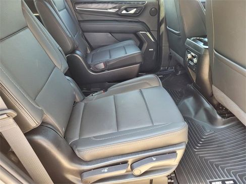 Used 2023 GMC Yukon Denali image 13
