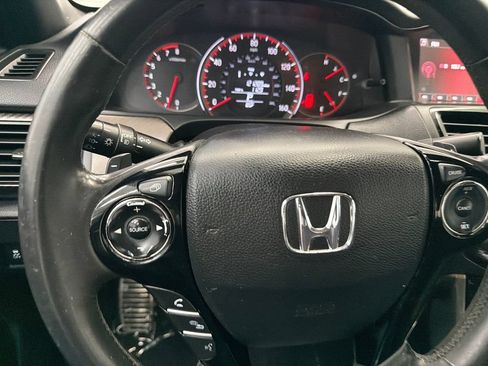 Used 2017 Honda Accord Sport image 22