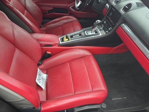 Used 2017 Porsche 718 Boxster S image 3