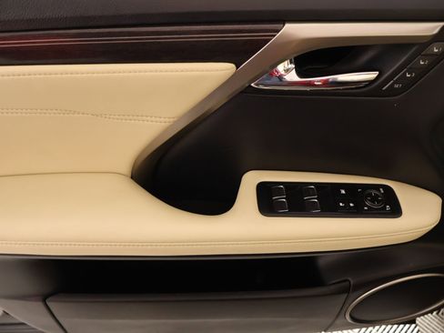 Used 2022 Lexus RX 350 AWD w/ Luxury Package image 17