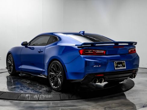 Used 2018 Chevrolet Camaro ZL1 image 9