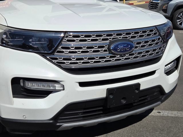 Used 2022 Ford Explorer Limited w/ Equipment Group 301A AWD/4WD image 8