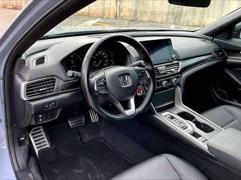 Used 2022 Honda Accord Sport image 18
