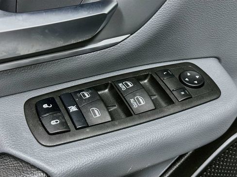 Used 2022 RAM 1500 Big Horn AWD/4WD image 17