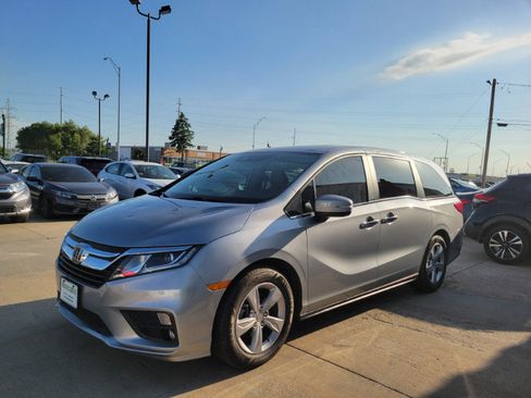 Used 2020 Honda Odyssey EX-L image 3
