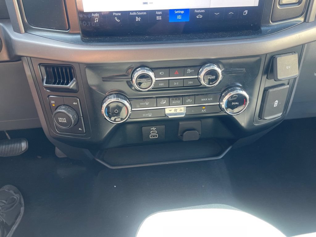 Used 2025 Ford F150 XLT w/ Equipment Group 301A Standard AWD/4WD image 19