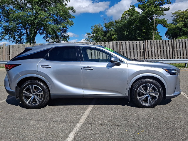 Used 2024 Lexus RX 350 Premium w/ Accessory Package (Z1) AWD/4WD image 7