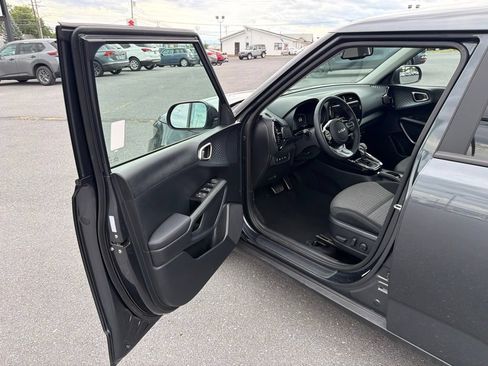 Used 2024 Kia Soul EX FWD image 14