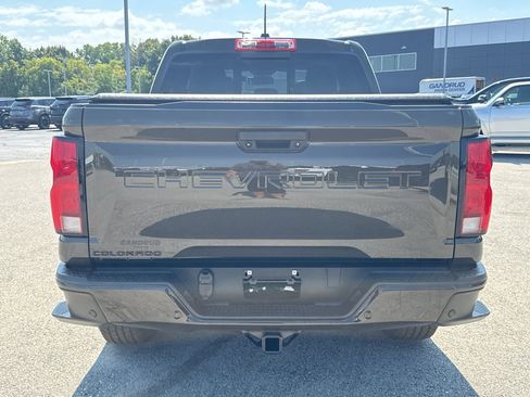 Certified 2023 Chevrolet Colorado Z71 w/ Z71 Convenience Package 2 AWD/4WD image 7