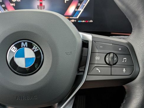 Used 2025 BMW X2 xDrive28i image 16