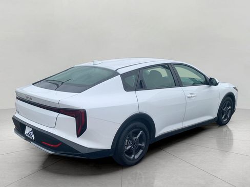 Used 2025 Kia K4 FWD image 7