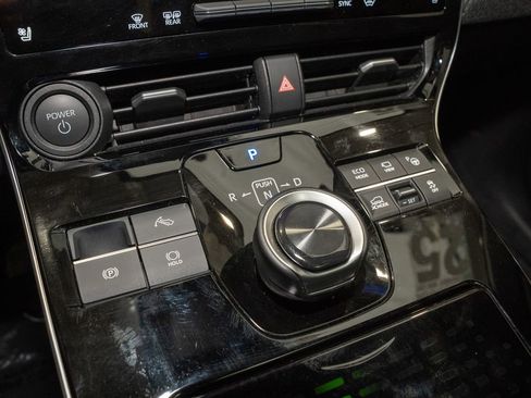 Used 2025 Toyota bZ4X Limited w/ Weather Package image 17