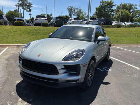 Used 2021 Porsche Macan S AWD/4WD image 5