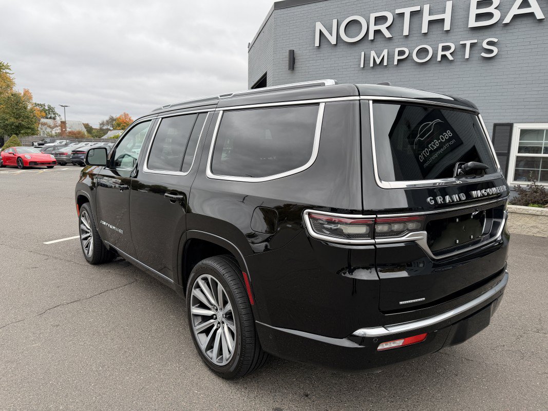 Used 2022 Jeep Grand Wagoneer Series II w/ Convenience Group III AWD/4WD image 10
