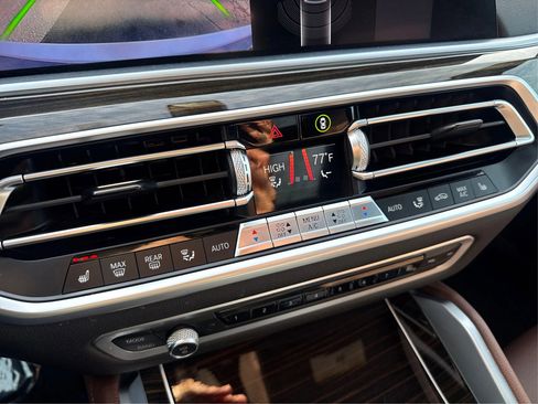 Used 2020 BMW X6 xDrive40i w/ Premium Package image 31