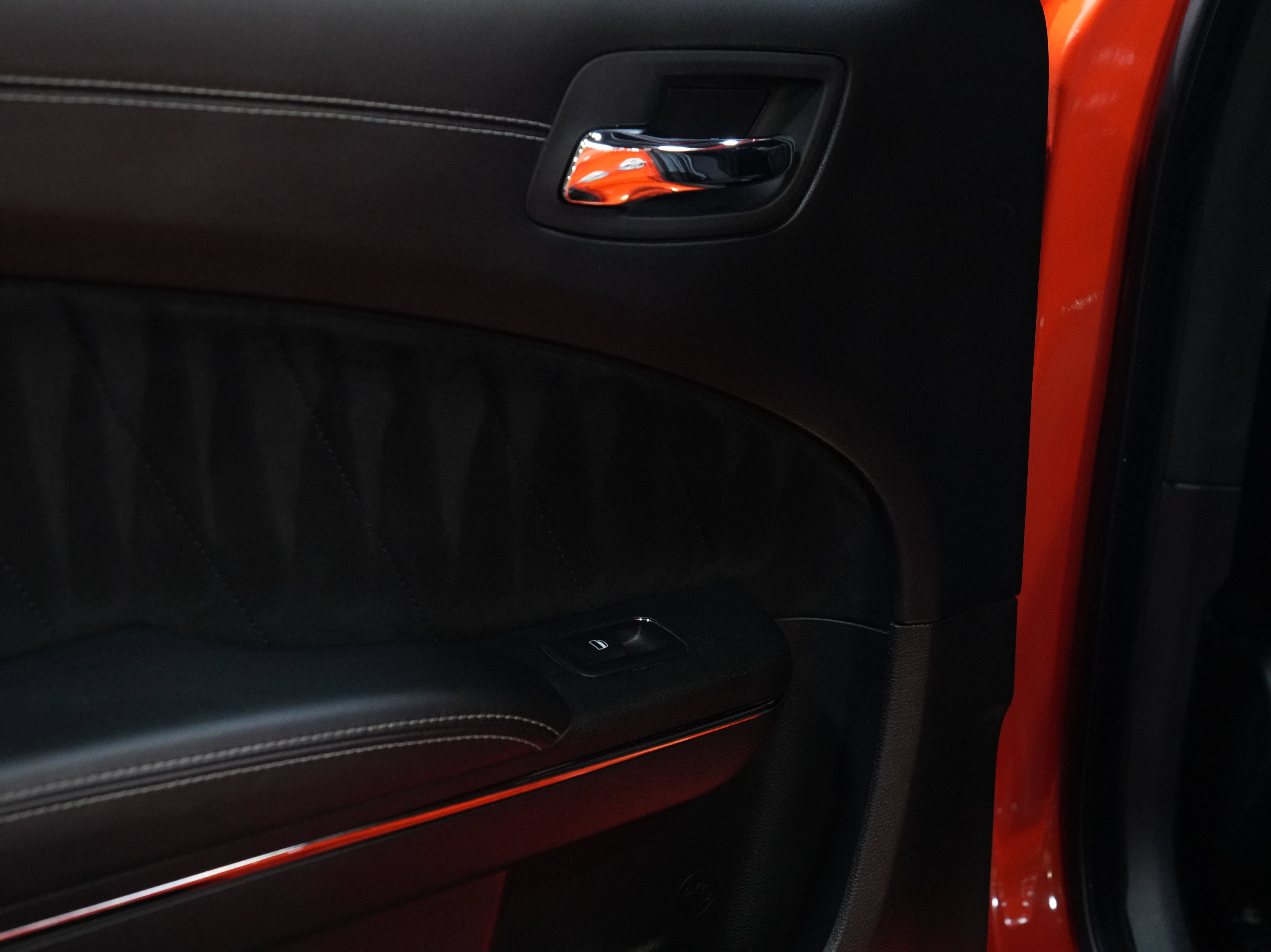 Used 2019 Dodge Charger SRT Hellcat w/ Navigation & Travel Group RWD image 27
