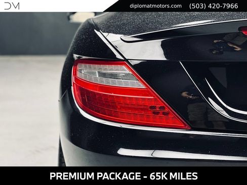 Used 2014 Mercedes-Benz SLK 250 image 14