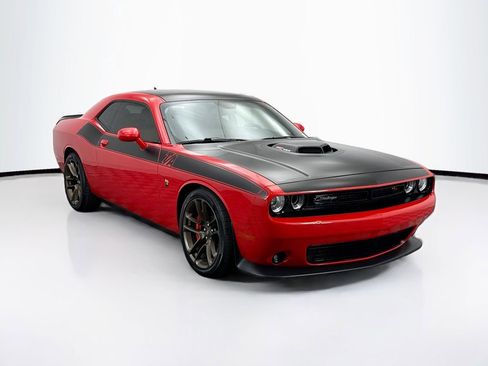 Used 2020 Dodge Challenger R/T Scat Pack w/ Shaker Package image 3