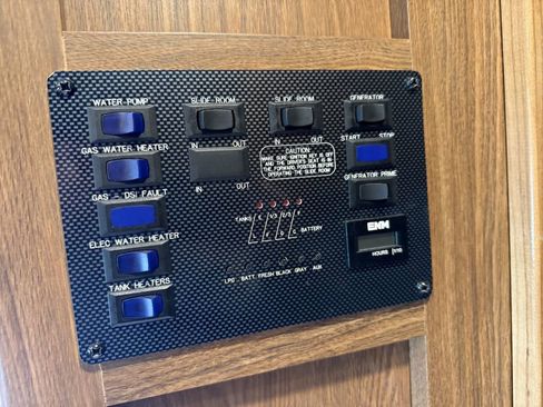 Used 2016 Ford E-450 and Econoline 450 Super Duty w/ Motorhome Prep Package image 56