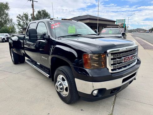 Used 2012 GMC Sierra 3500 SLT w/ SLT Convenience Package image 3