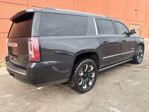 Used 2020 GMC Yukon XL Denali w/ Denali Ultimate Package image 8