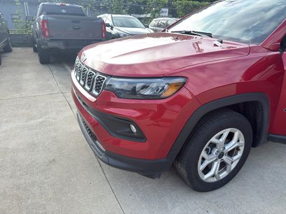 Used 2025 Jeep Compass Latitude