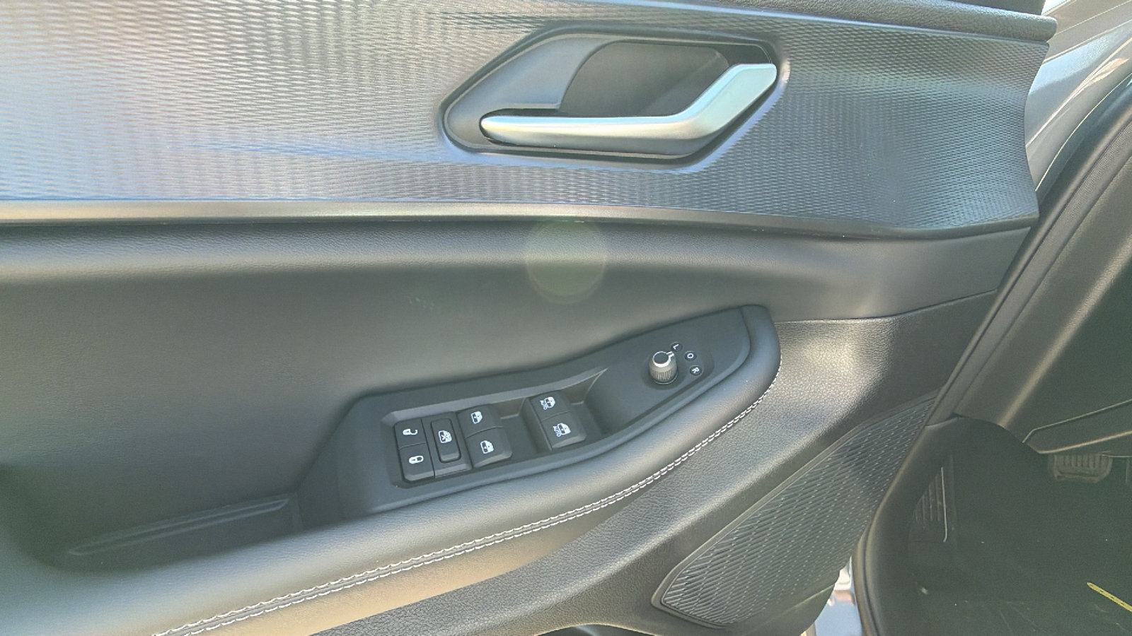 New 2027 Jeep Grand Cherokee Laredo X AWD/4WD image 15
