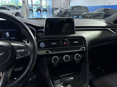 Used 2020 Genesis G70 3.3T w/ Sport Package AWD/4WD image 19