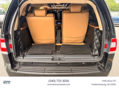 Used 2015 Lincoln Navigator L 4WD image 32