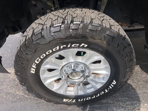 Used 2020 Ford F250 XL w/ STX Appearance Package AWD/4WD image 11