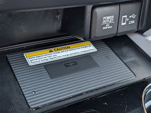 Used 2022 Honda Pilot Elite image 32