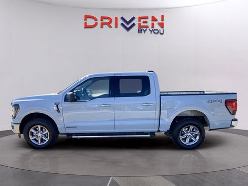 Used 2024 Ford F150 XLT w/ Mobile Office Package image 3
