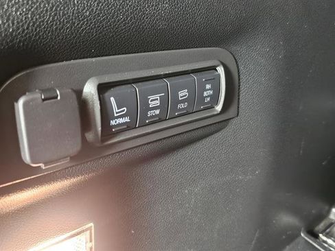 Used 2018 Ford Explorer Limited w/ Equipment Group 301A image 21