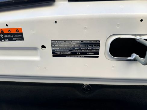 Used 2024 Nissan Sentra SV w/ SV Premium Package image 32