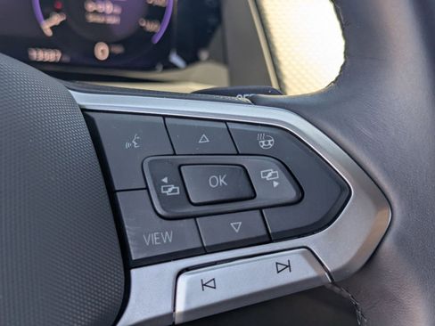 Used 2024 Volkswagen Atlas Cross Sport SEL R-Line AWD/4WD image 24