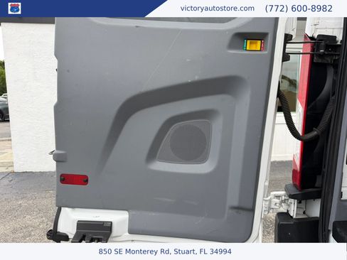 Used 2019 Ford Transit 350 XLT RWD image 11
