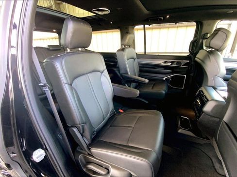 New 2026 Jeep Grand Wagoneer Limited AWD/4WD image 22