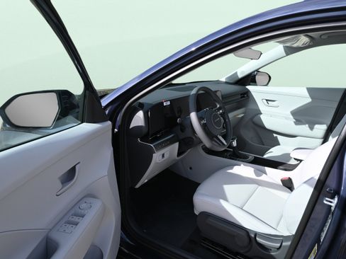 Certified 2026 Hyundai Kona SE FWD image 10