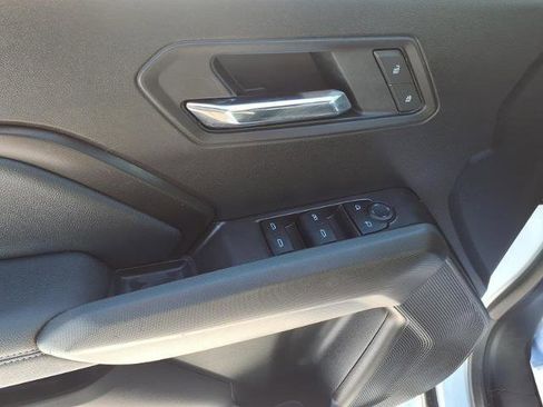 Used 2025 GMC Canyon Elevation image 12