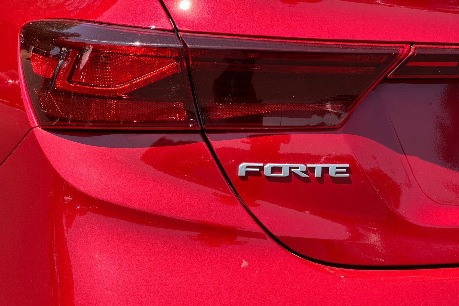 Certified 2024 Kia Forte LXS w/ LXS Technology Package FWD image 32
