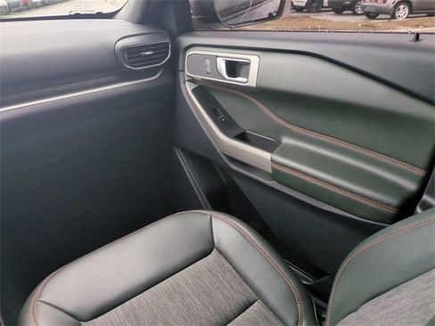 Used 2022 Ford Explorer Timberline image 17