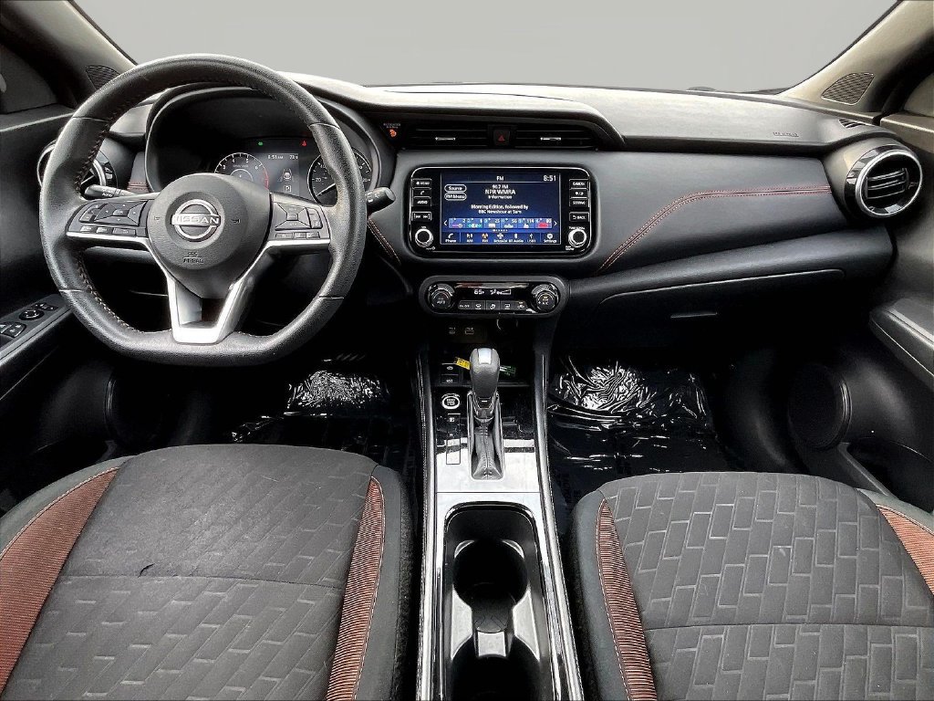 Used 2024 Nissan Kicks SR FWD image 9