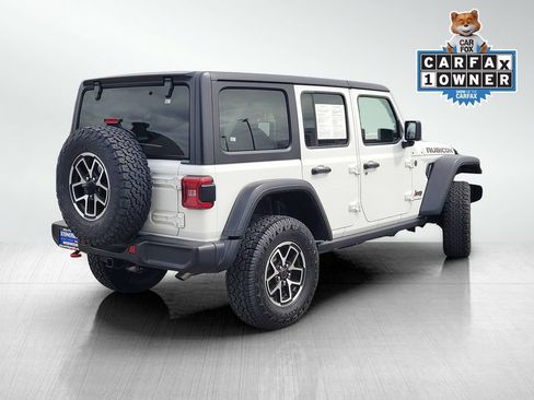 Used 2024 Jeep Wrangler Unlimited Rubicon AWD/4WD image 4