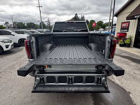 Used 2024 GMC Sierra 2500 AT4 w/ AT4 Preferred Package AWD/4WD image 41