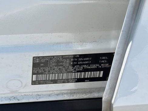 Used 2019 Toyota RAV4 LE w/ Carpet Mat Package FWD image 15