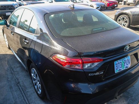 Used 2024 Toyota Corolla LE FWD image 12