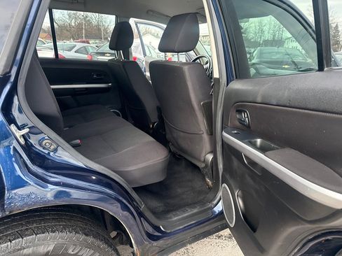 Used 2010 Suzuki Grand Vitara Premium image 13