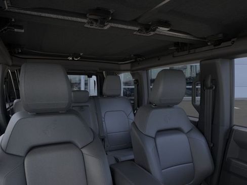 New 2026 Ford Bronco Outer Banks w/ Sasquatch Package AWD/4WD image 12