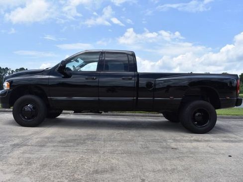 Used 2004 Dodge Ram 3500 Truck SLT w/ Sport Appearance Group AWD/4WD image 2